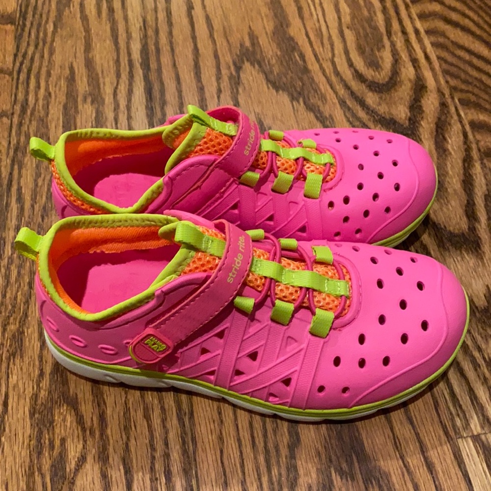 NWOT Stride Rite kids 13 Made-2-Play Phibian shoes